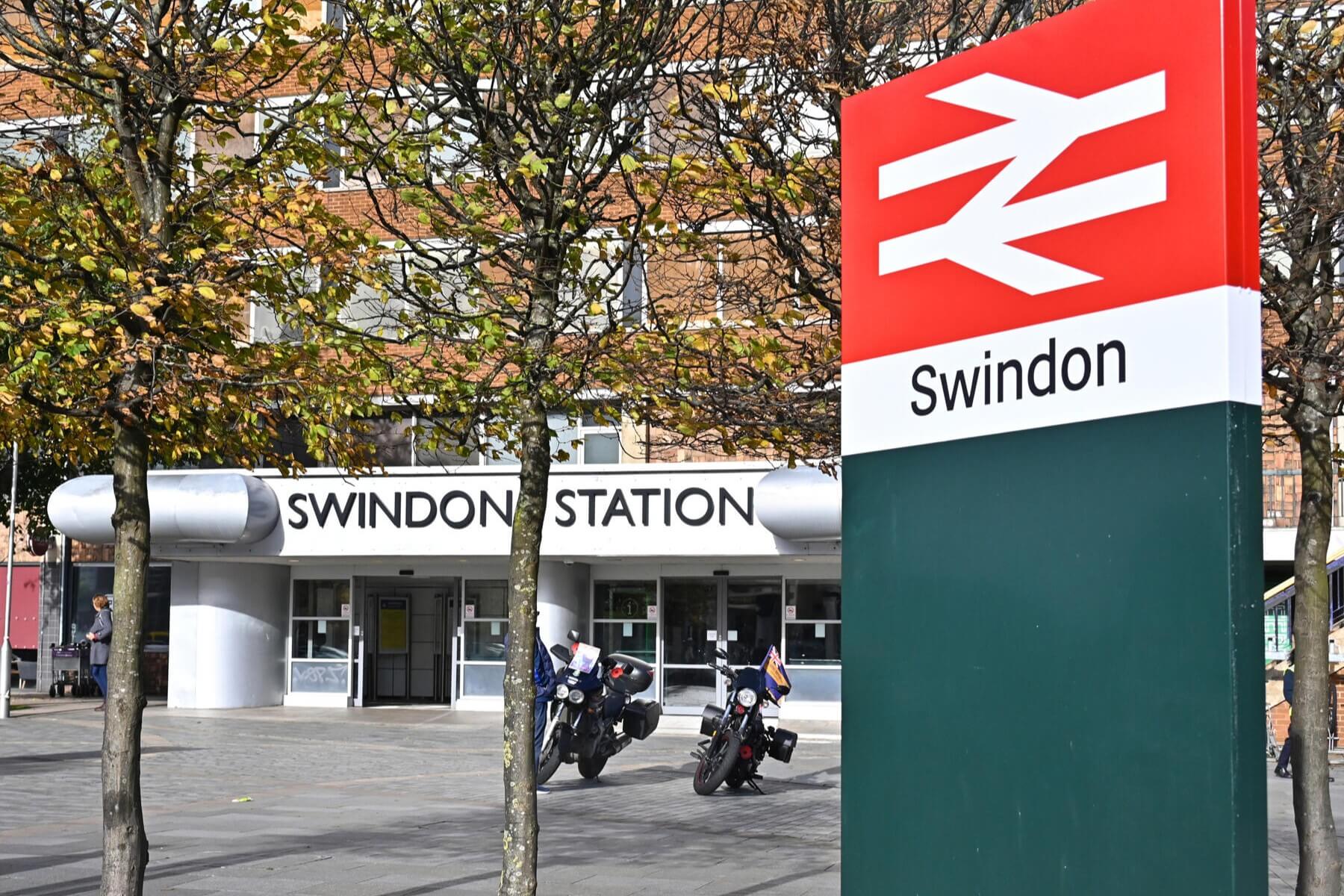 Swindon Station