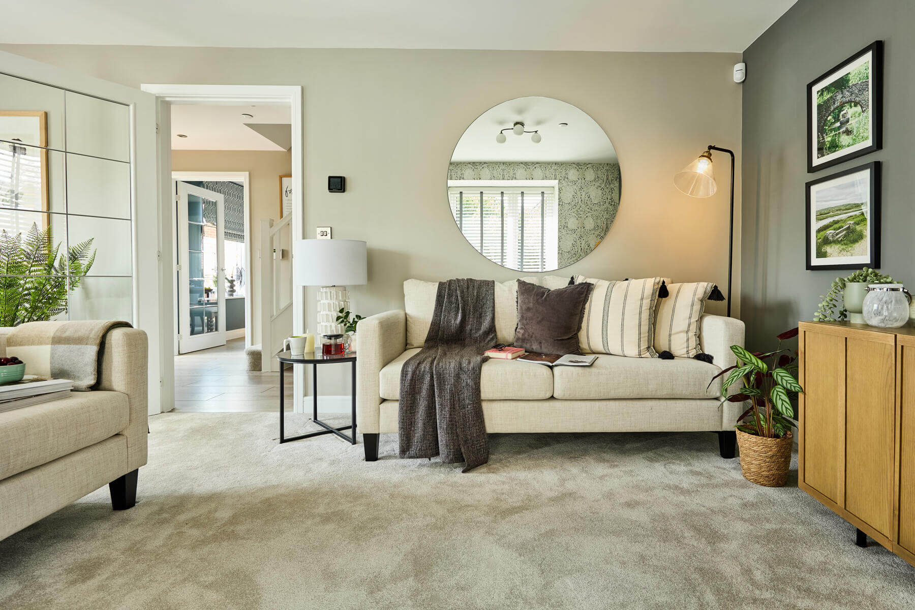 Lounge of the Aynesdale