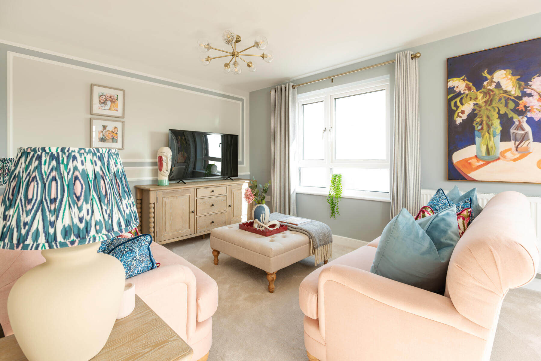 Lounge of the Aynesdale