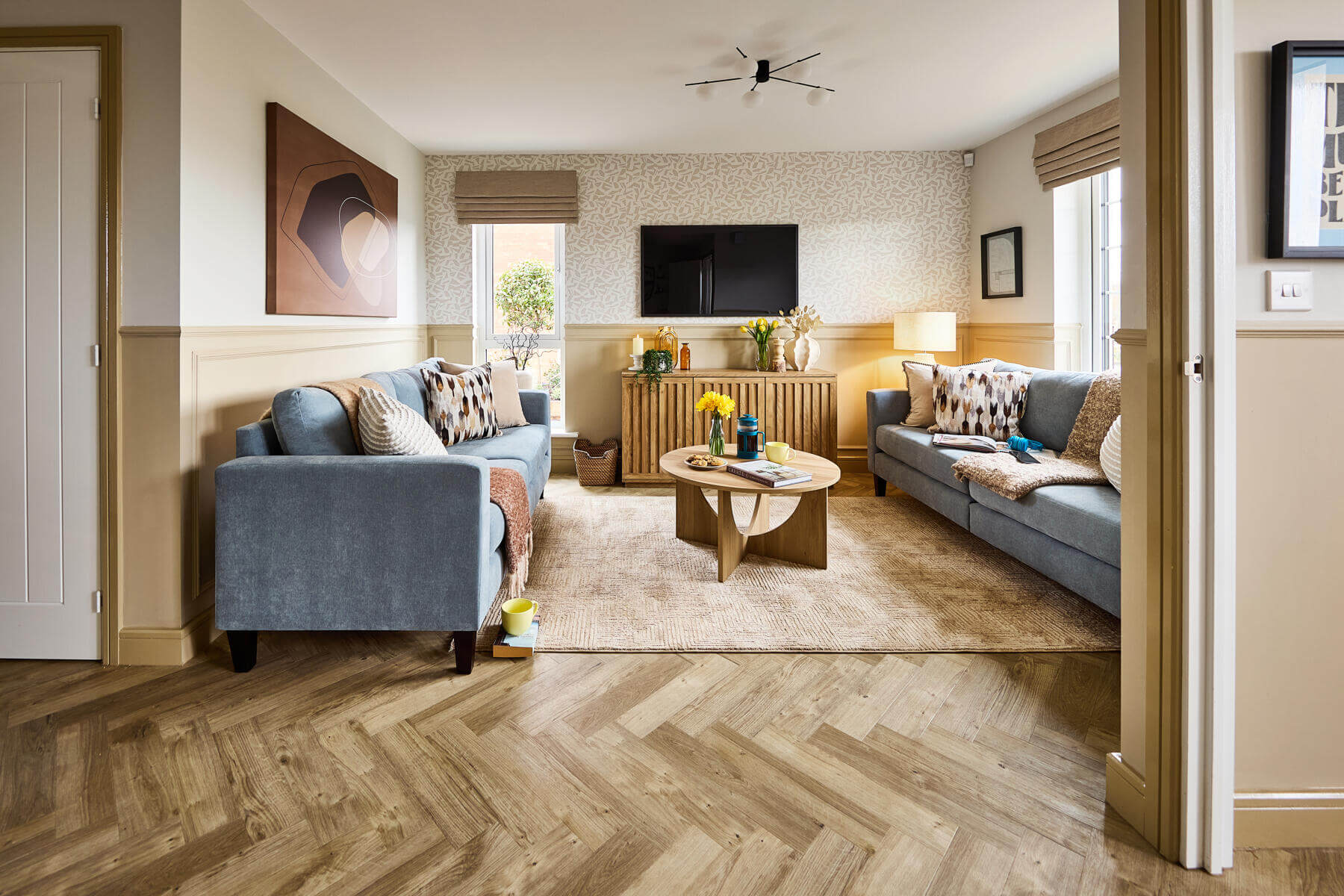 Hallway to Lounge of the Brambleford