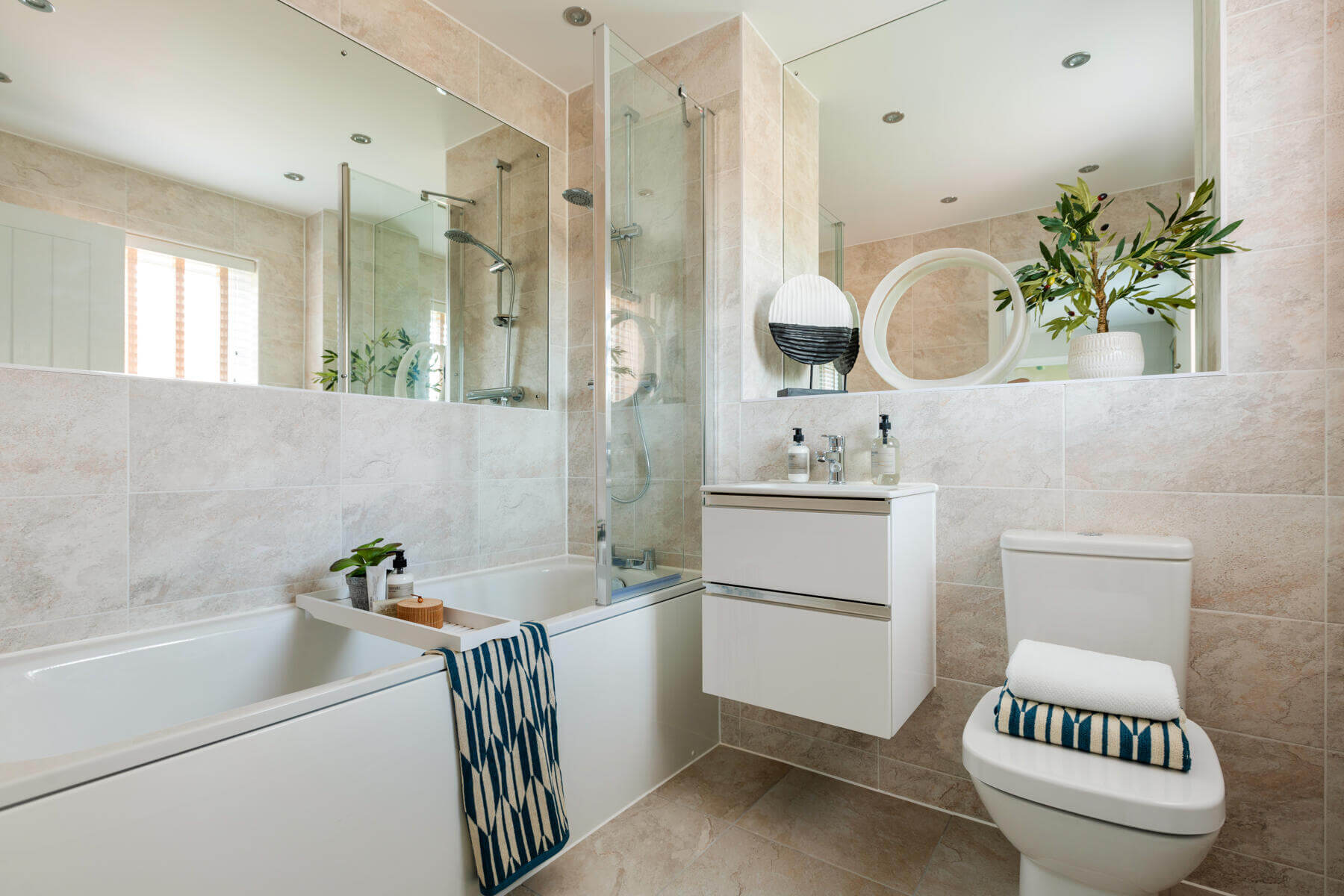 Bathroom of the Carrdale