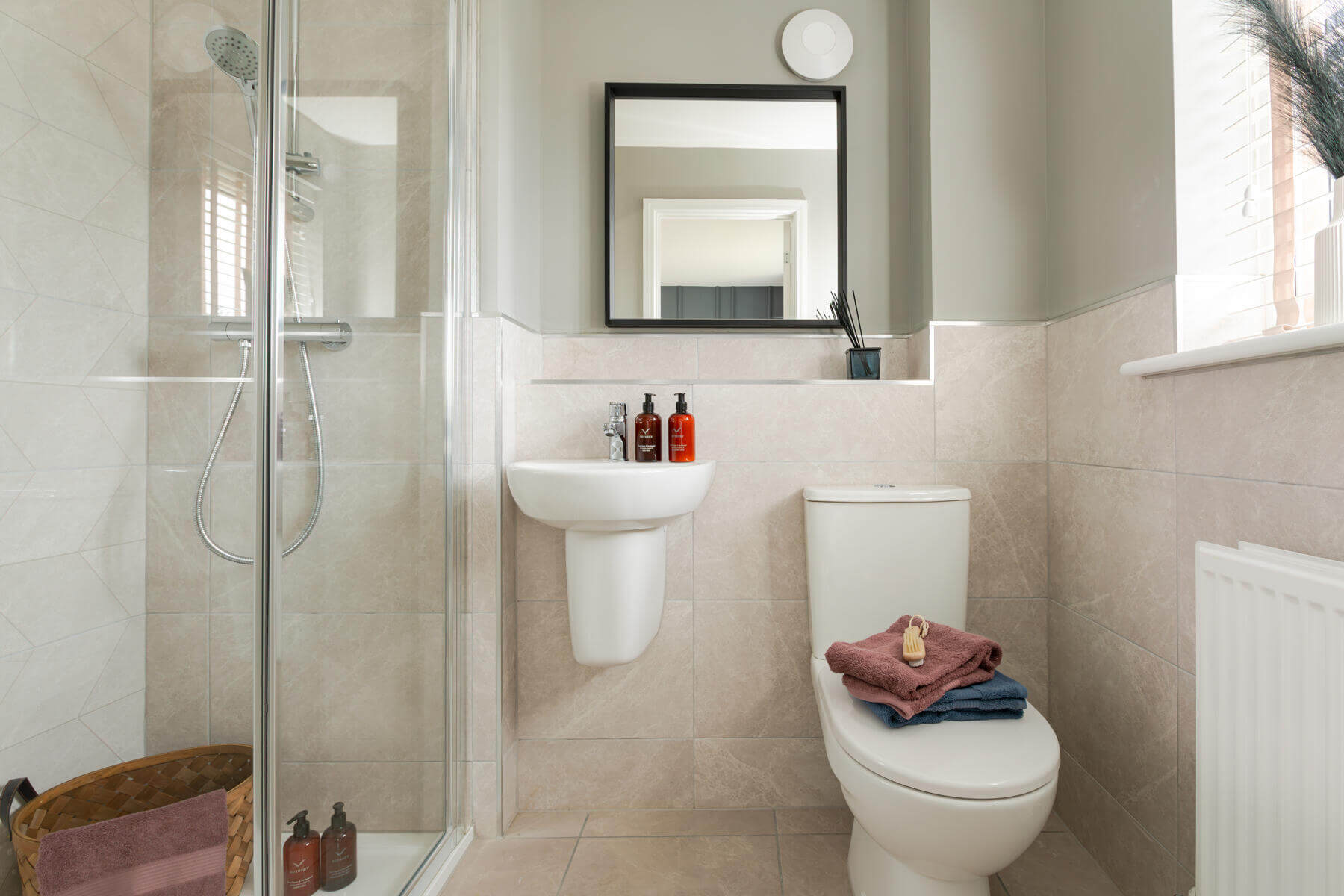 En suite of the Chalham