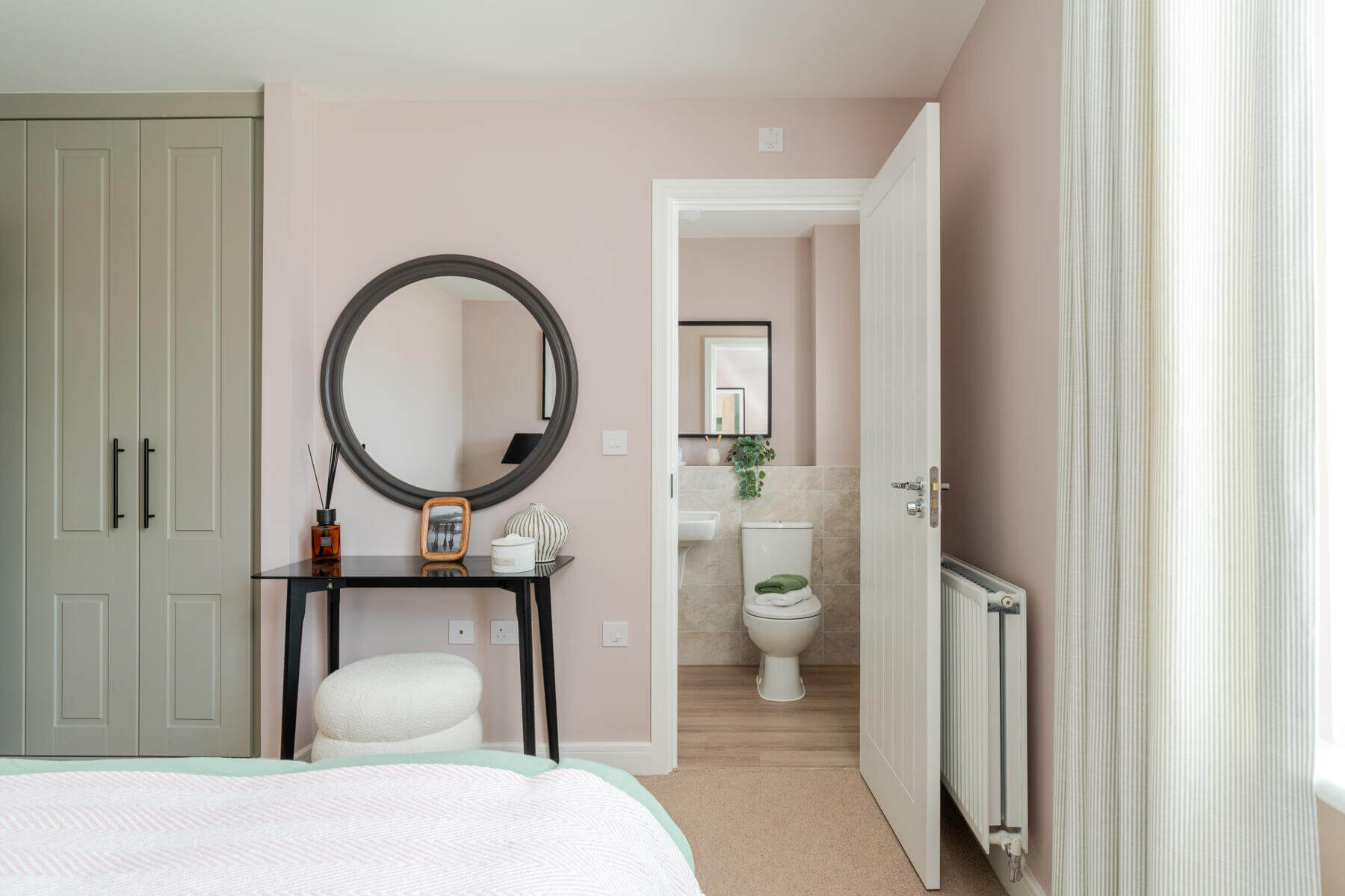 Bedroom 1 of the Eynsford
