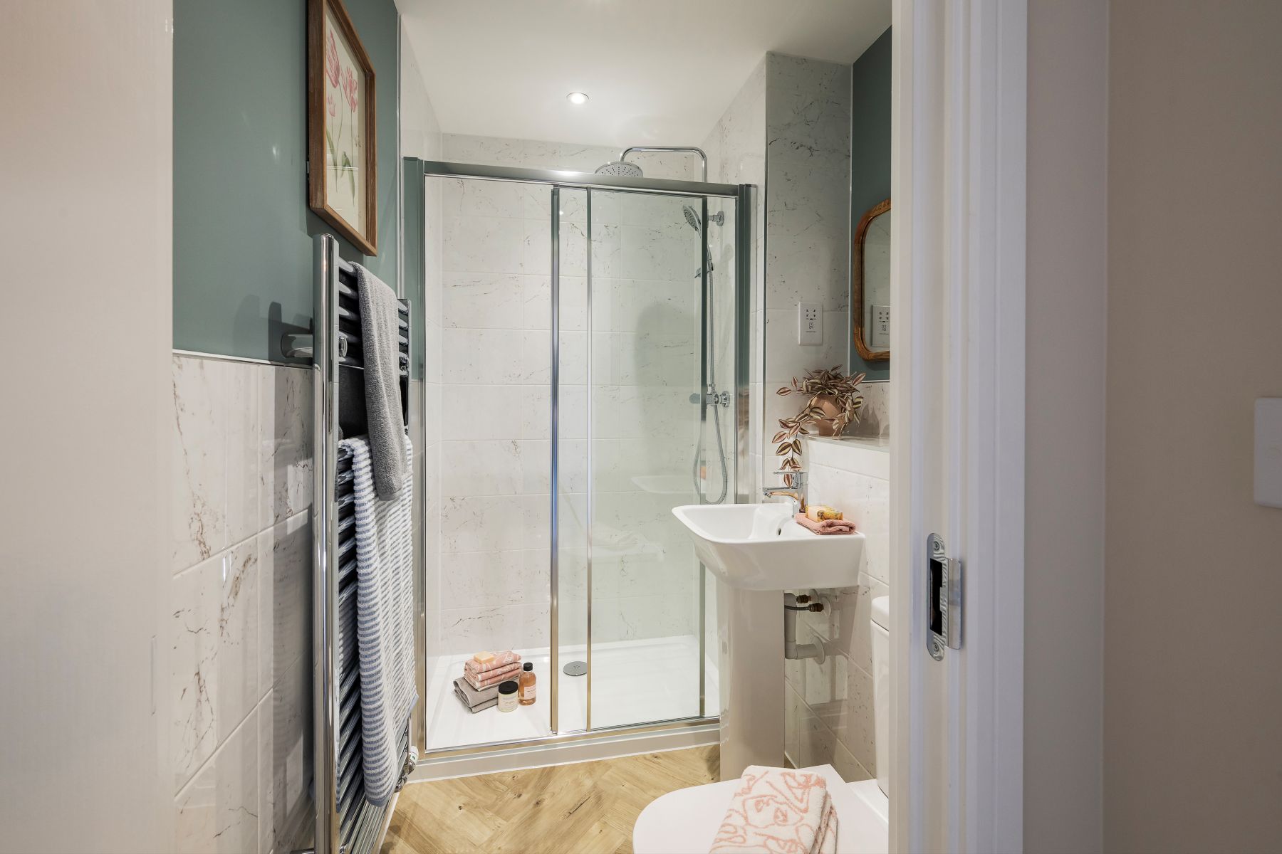 En suite of the Henford