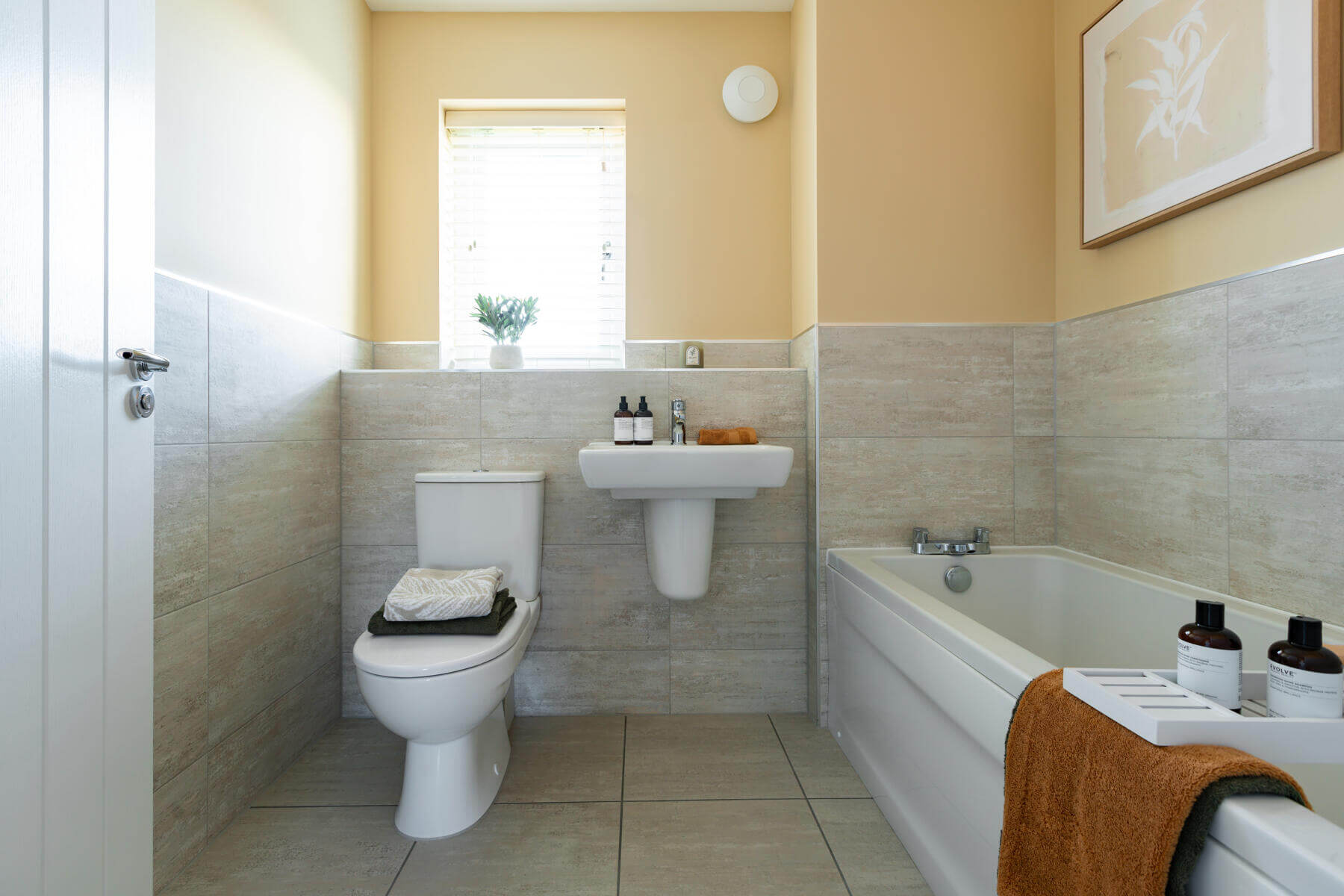 Family bathroom of the Kitham