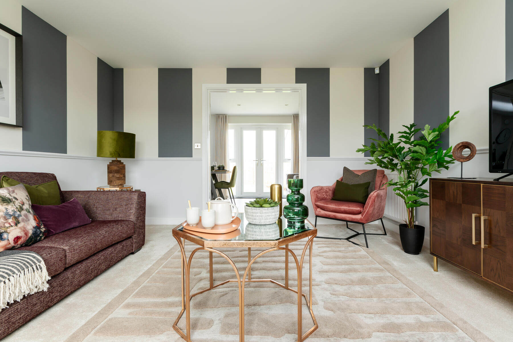 Lounge of the Manford