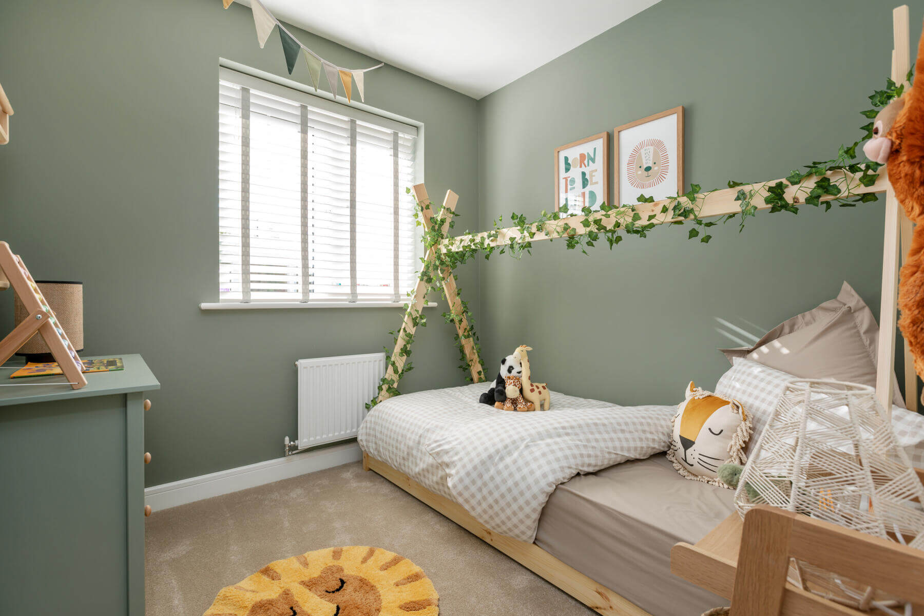 Bedroom 4 of the Midford