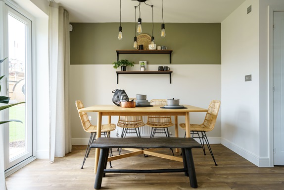 3 bedroom end terrace