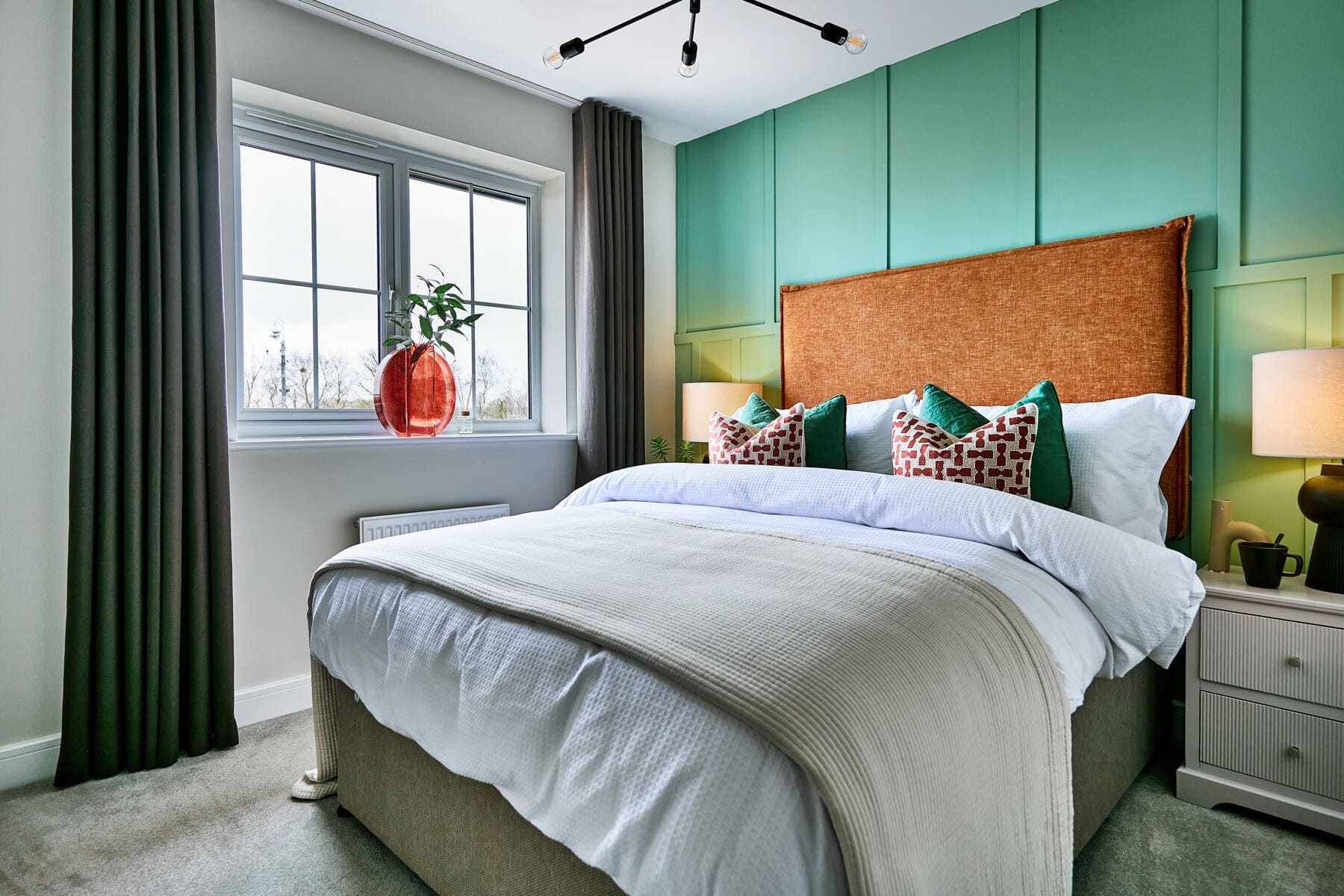 Double bed in bedroom