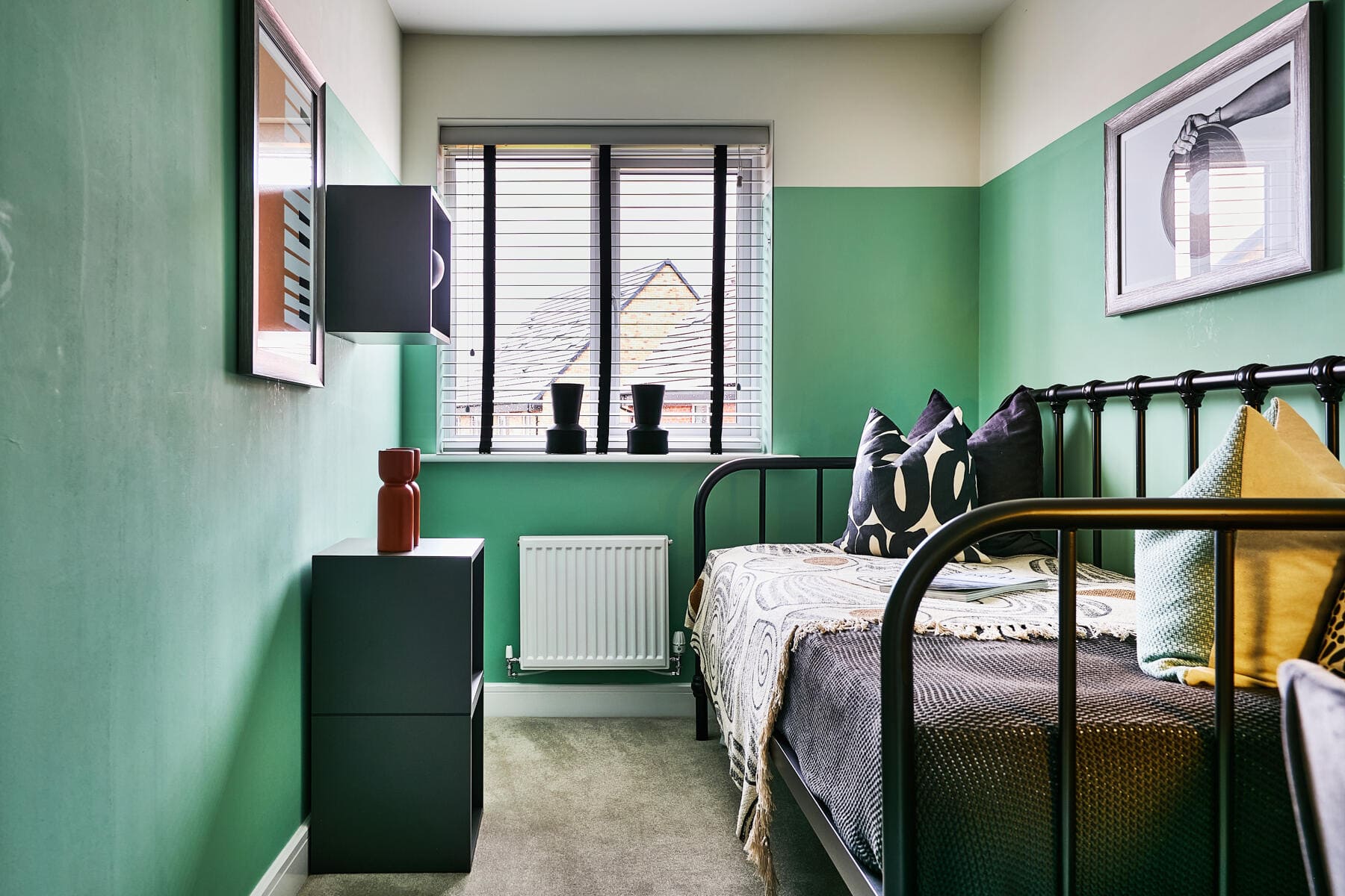 Single day bed