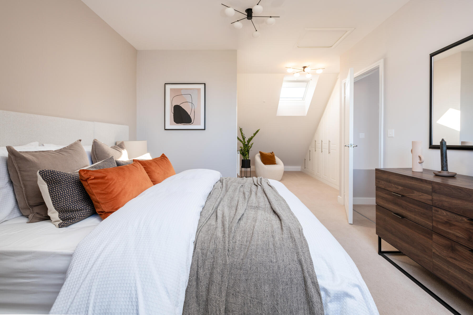 King size bed in bedroom