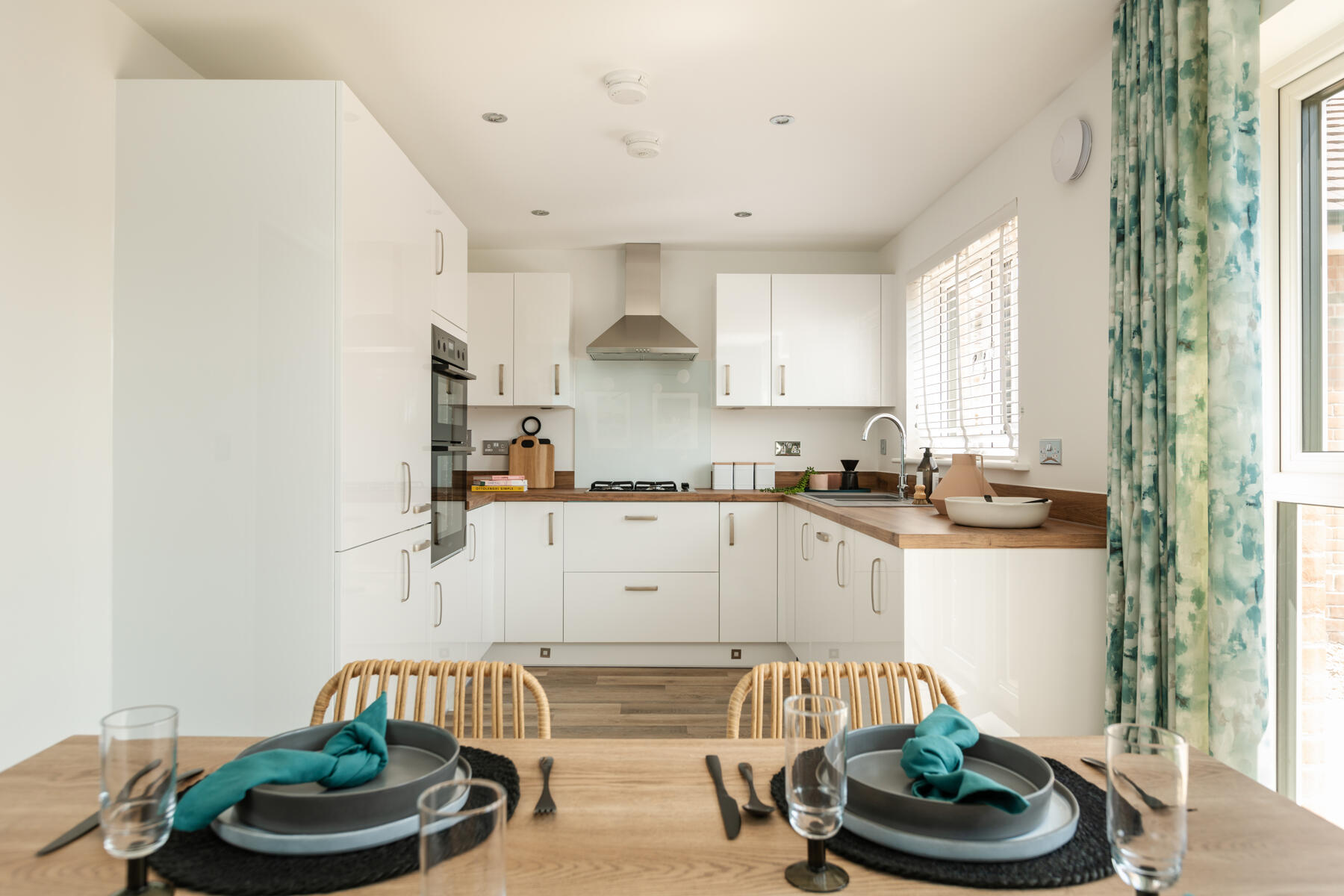 Kitchen table and chairs in kitchen