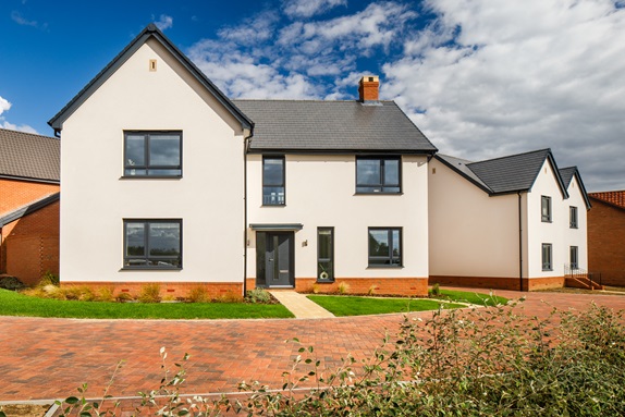 5 bedroom detached
