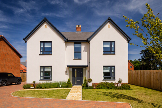 5 bedroom detached