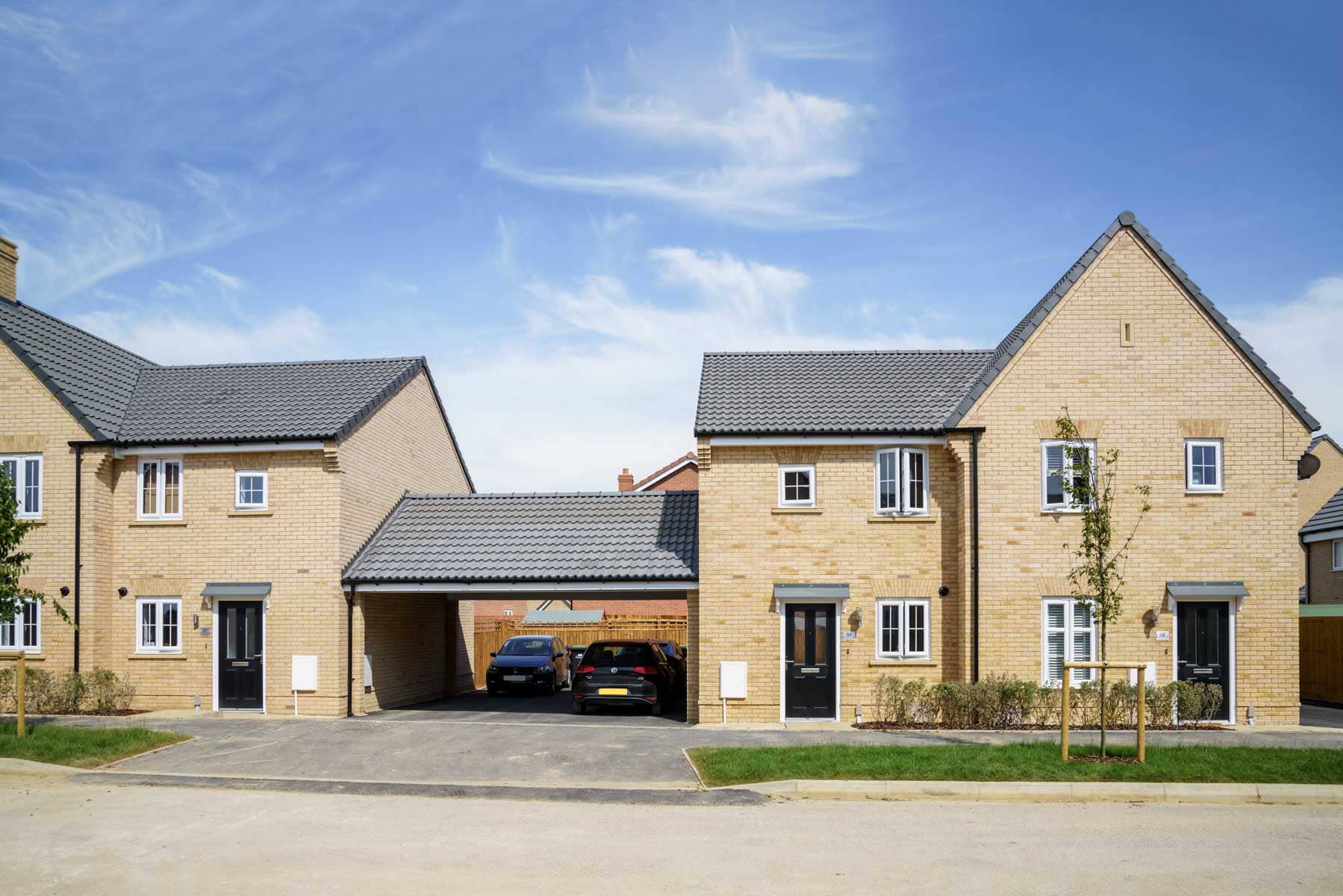 Canford and Gosford street scene with carport