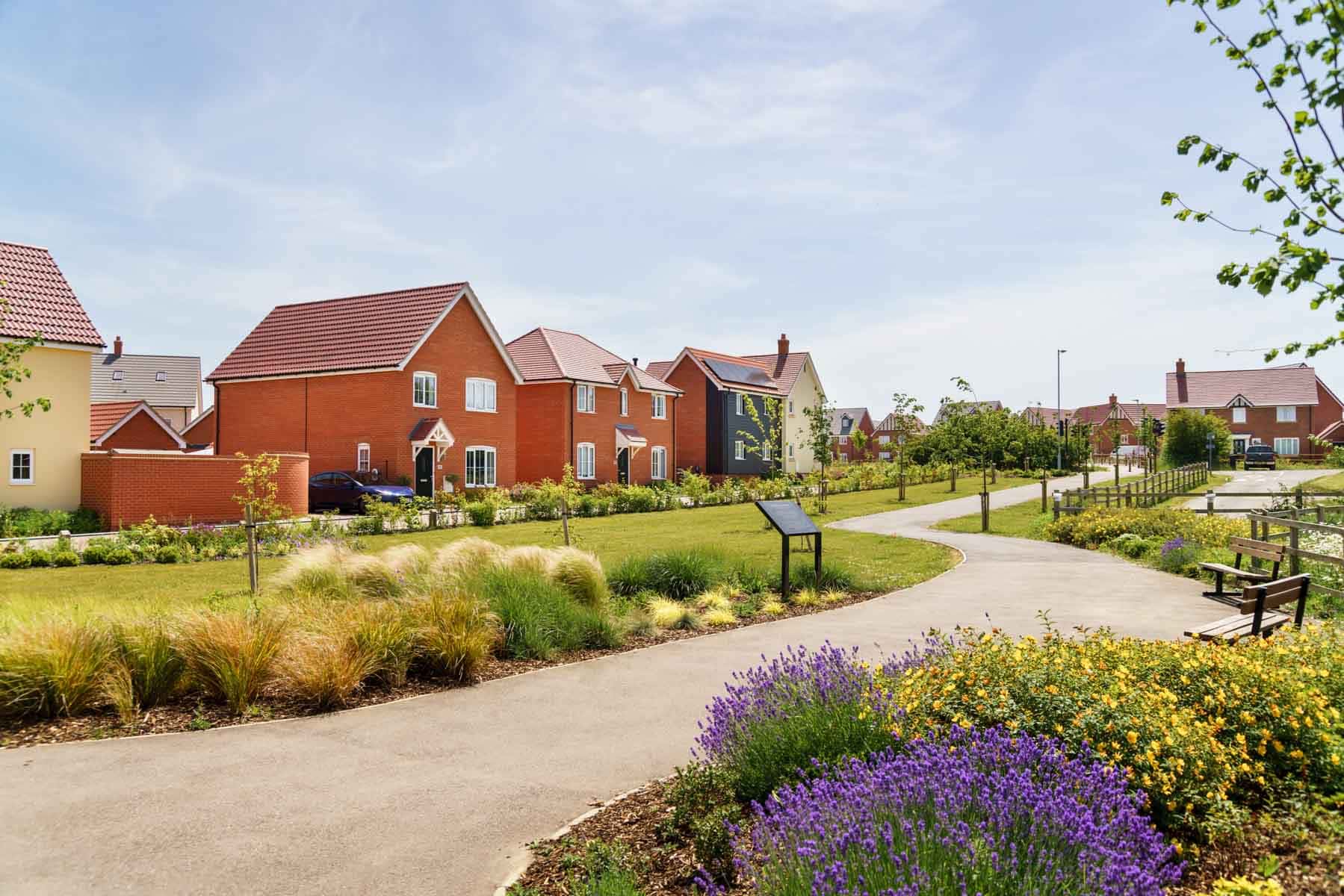 Lark Grange street scene with footpath
