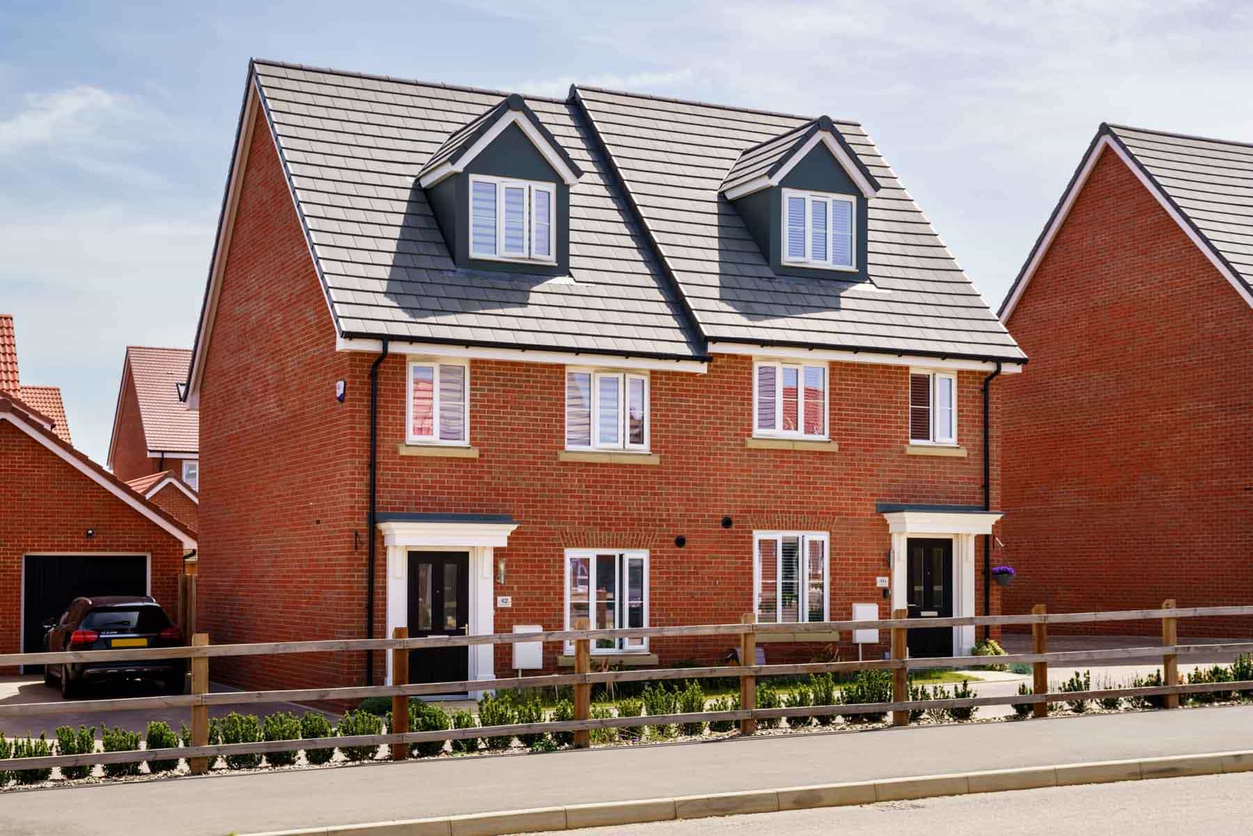 Crofton street scene Lark Grange