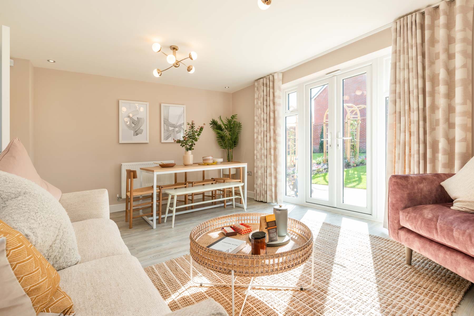 Lounge diner with French doors