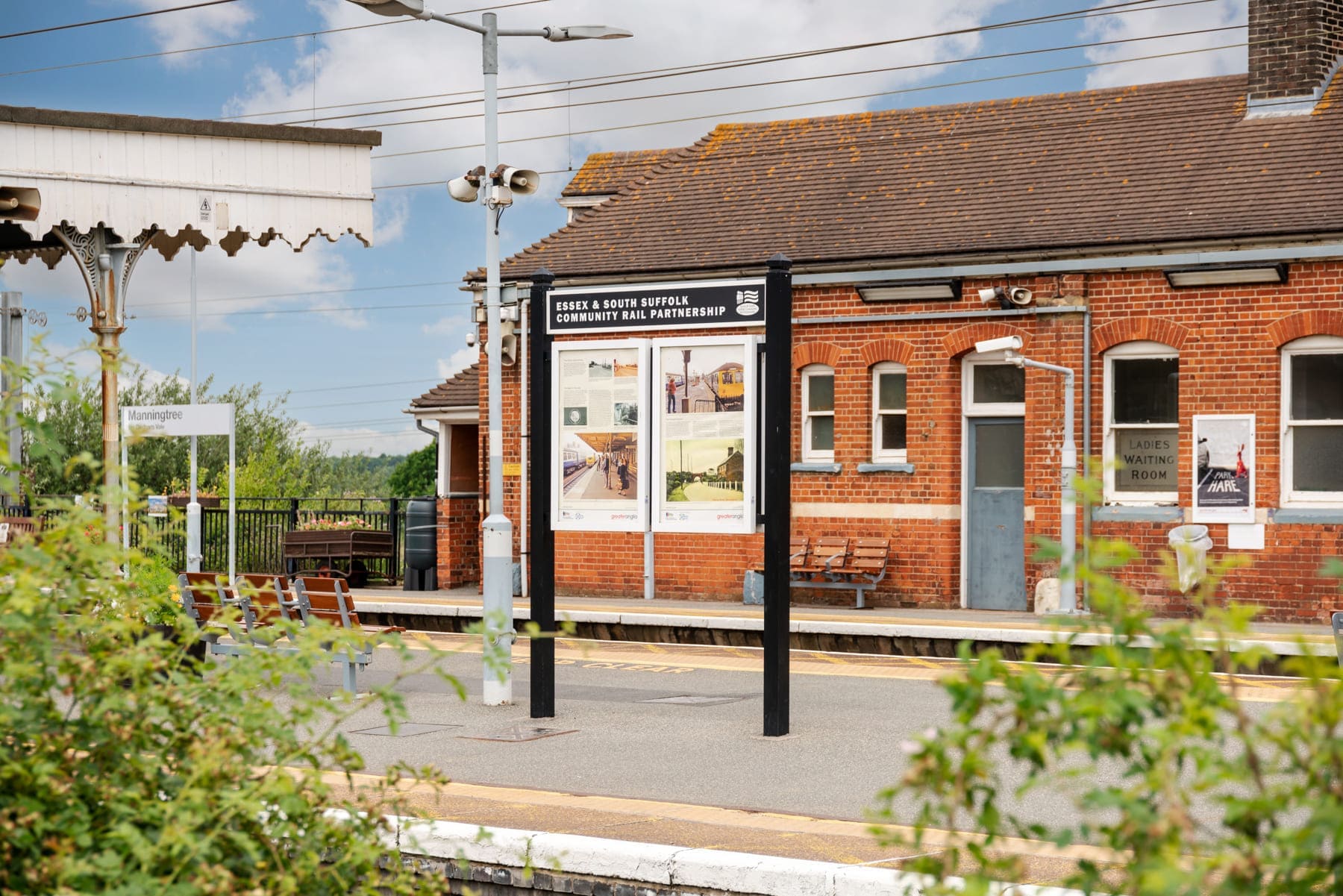 Train station platform