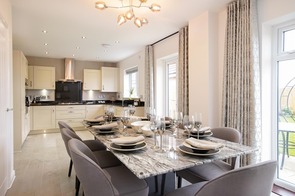 5 bedroom detached