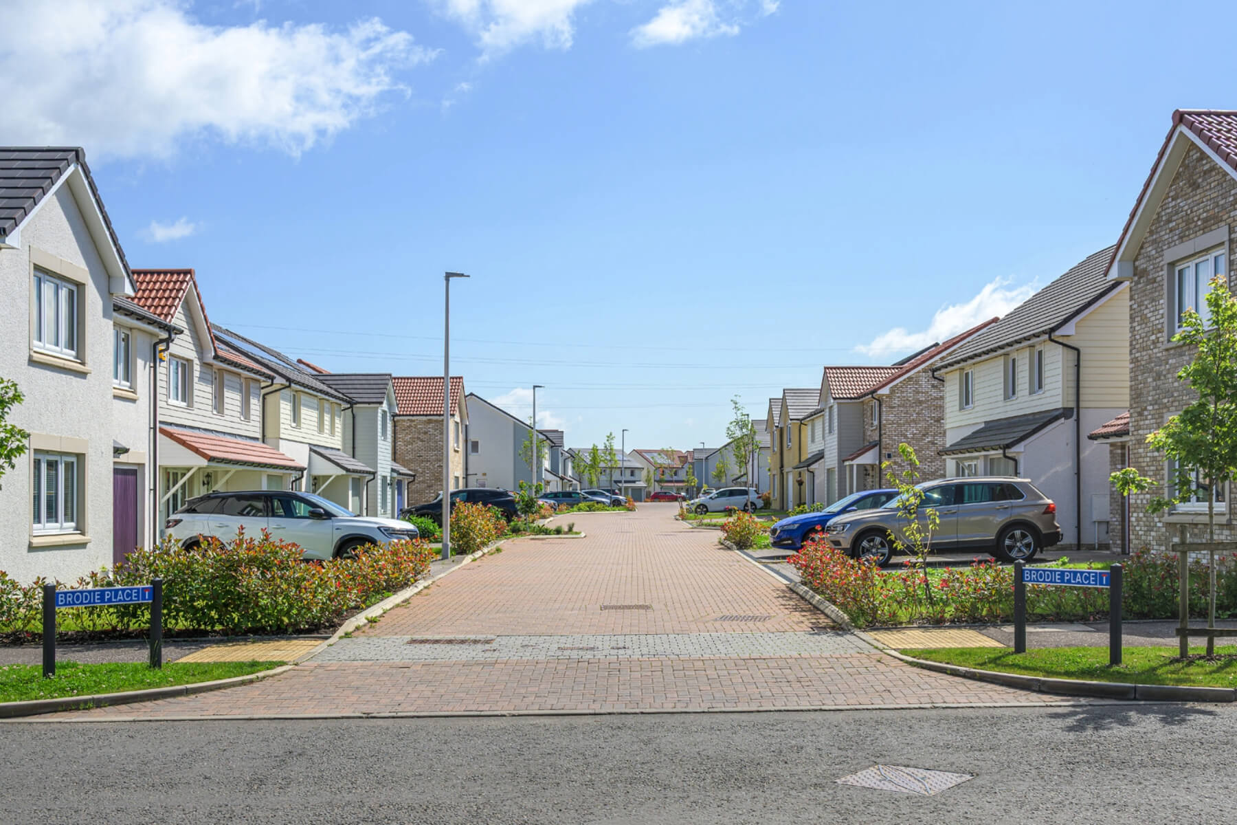 Calderwood Street Scene