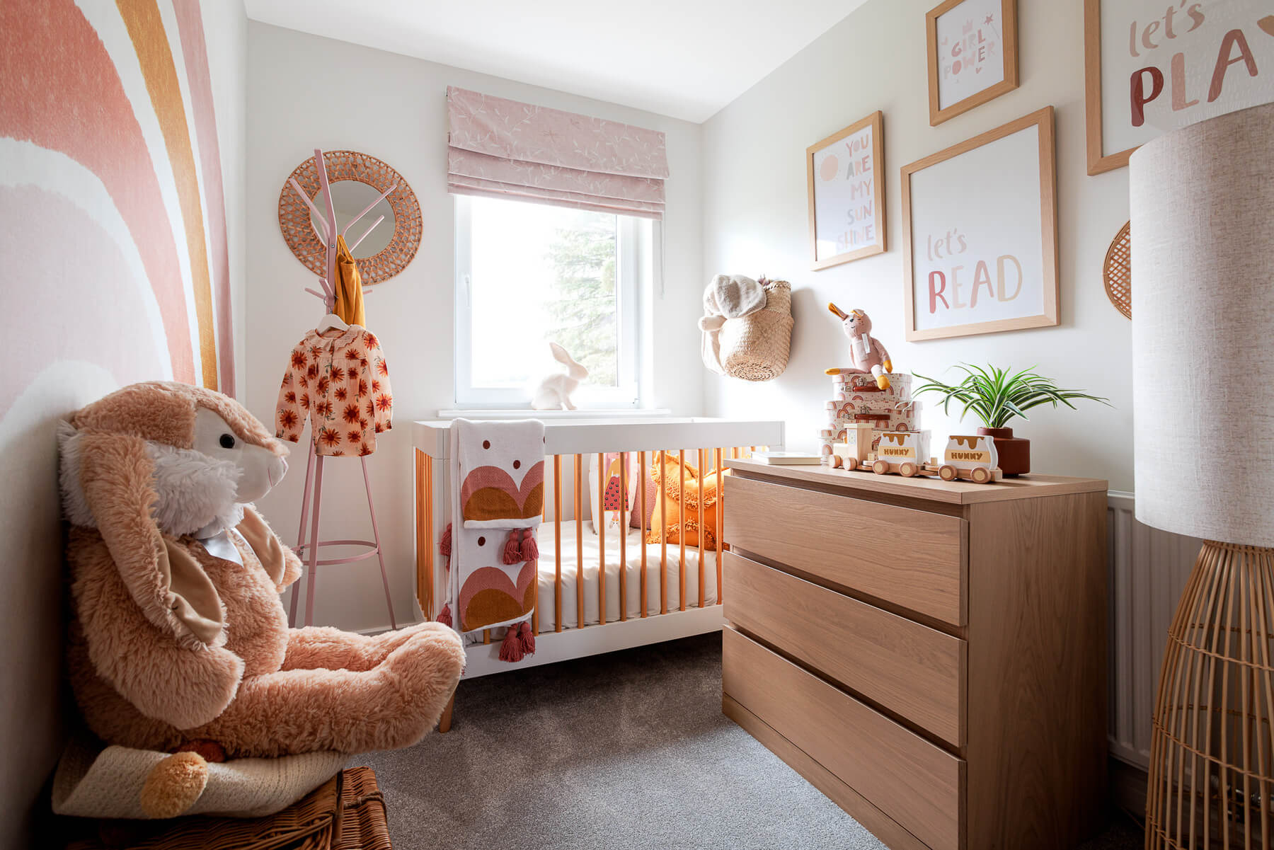 Taylor Wimpey West Scotland the Baxter 3 bedroom show home Duncarnock Barrhead