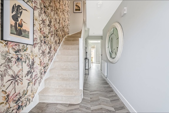 3 bedroom end terrace