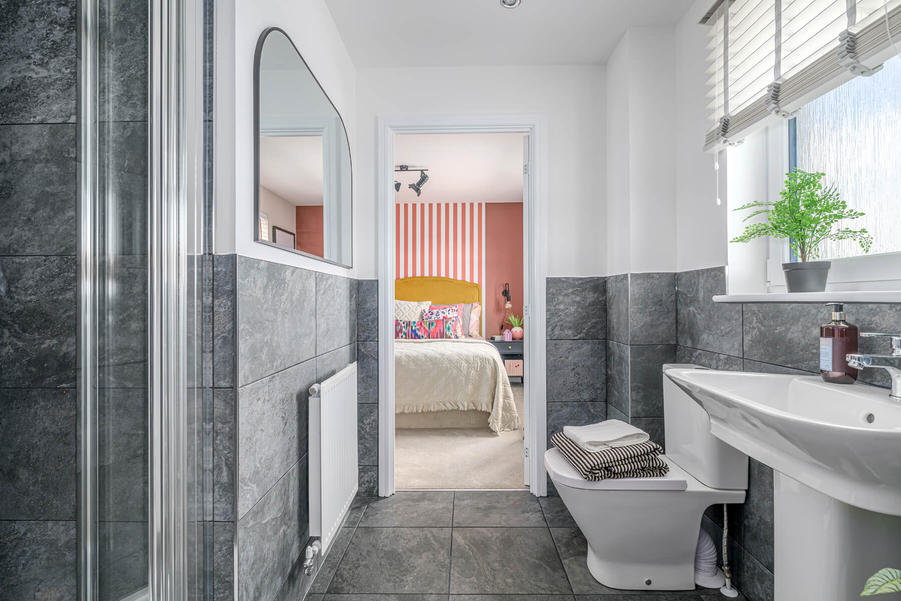 An example of the Hume Jack and Jill en suite