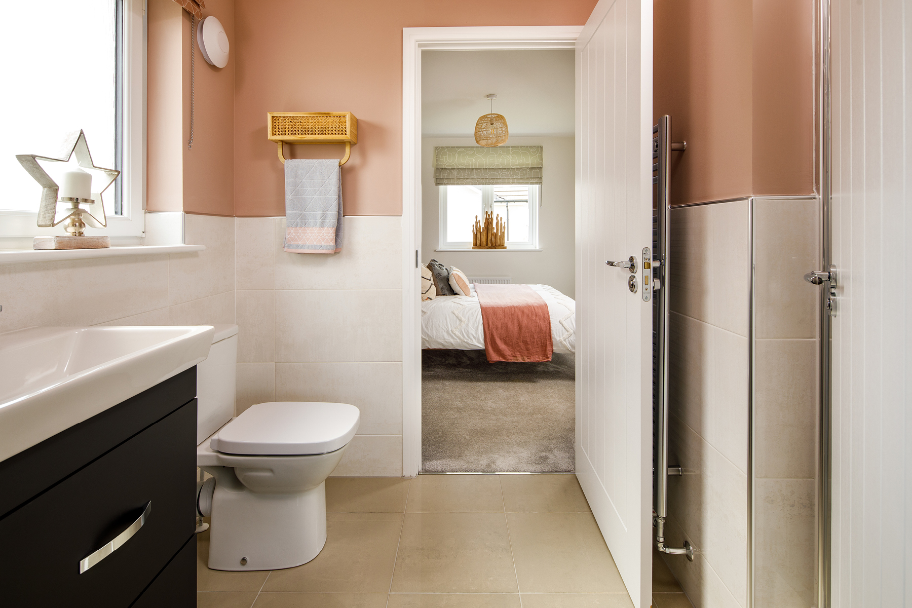 The Geddes Jack and Jill ensuite