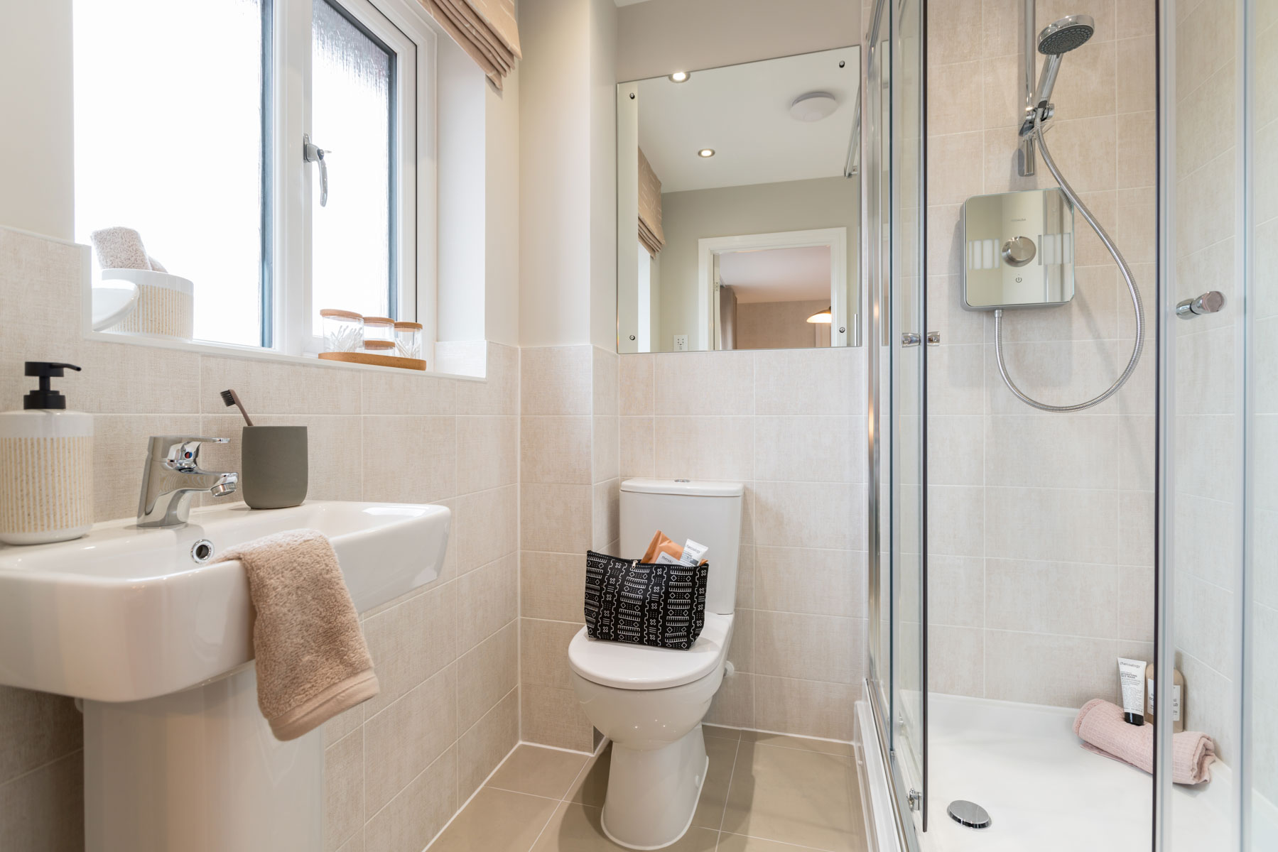 Byford example en suite