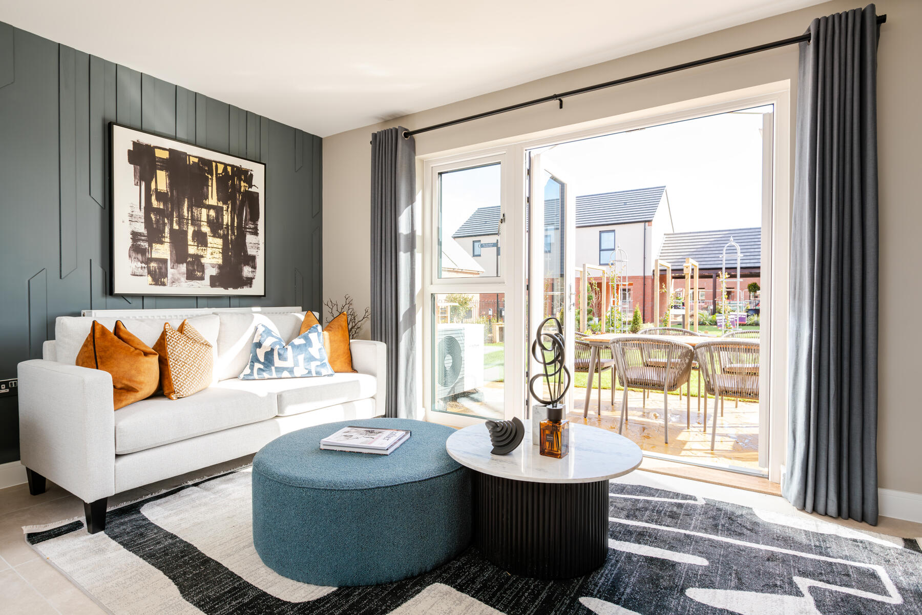 Harrton example lounge