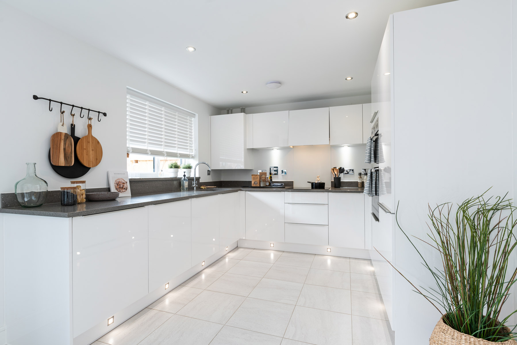 Huxford example kitchen