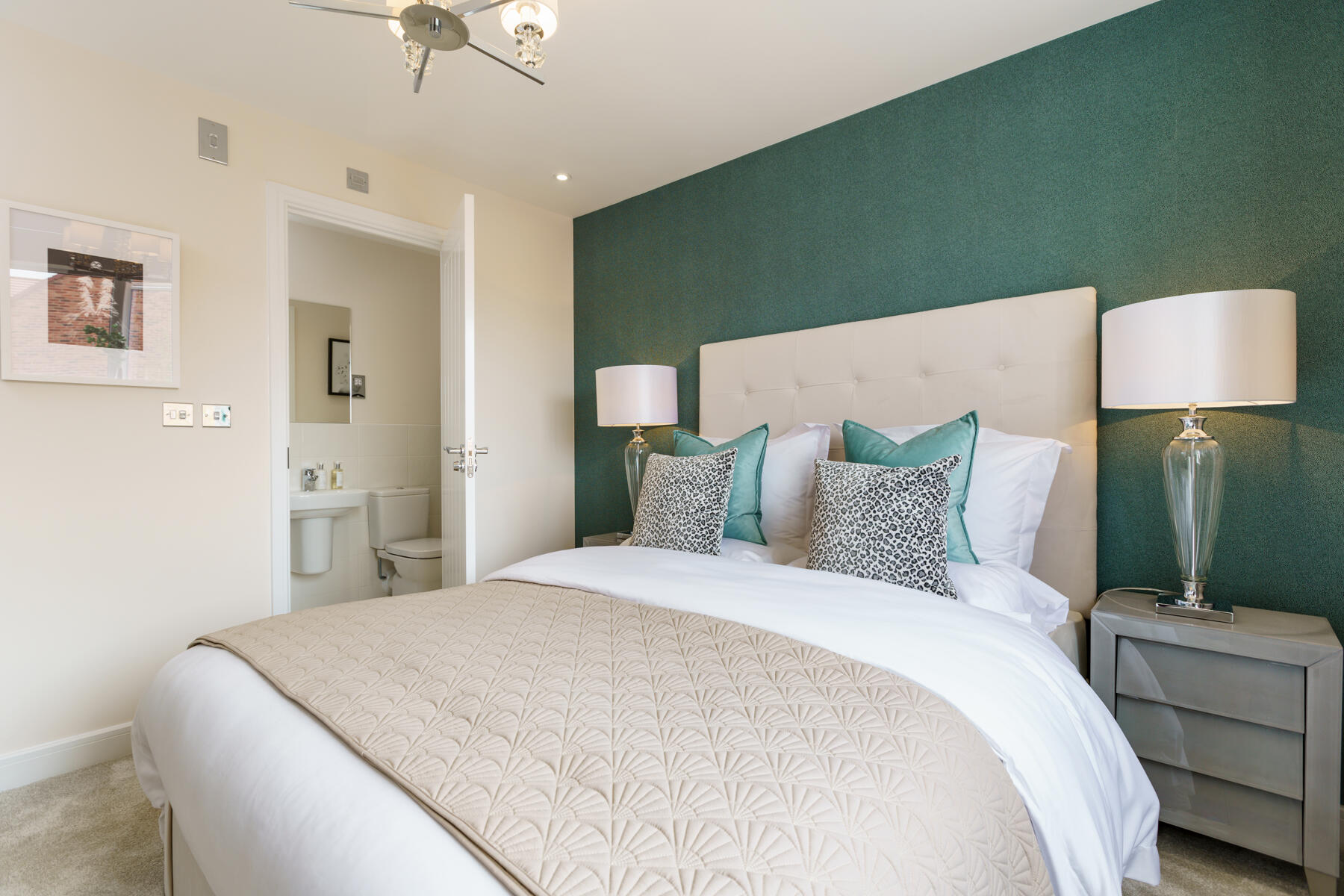 Huxford example bedroom