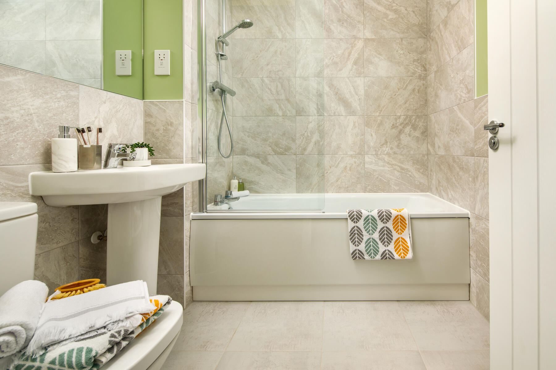 Huxford example bathroom