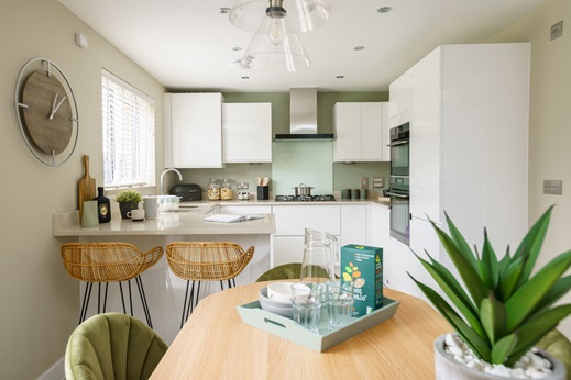 4 bedroom semi-detached