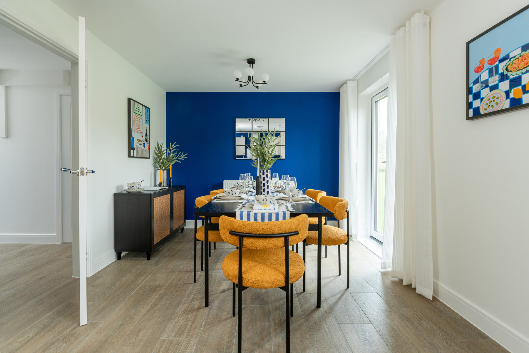 Huxford - dining area