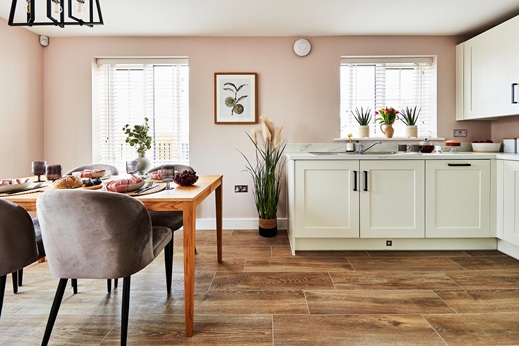 3 bedroom semi-detached