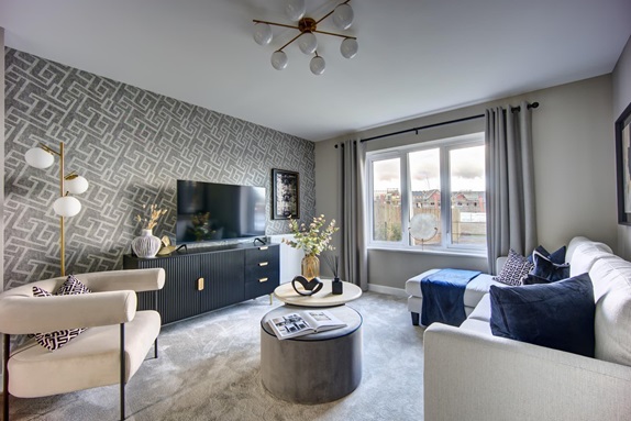 5 bedroom detached