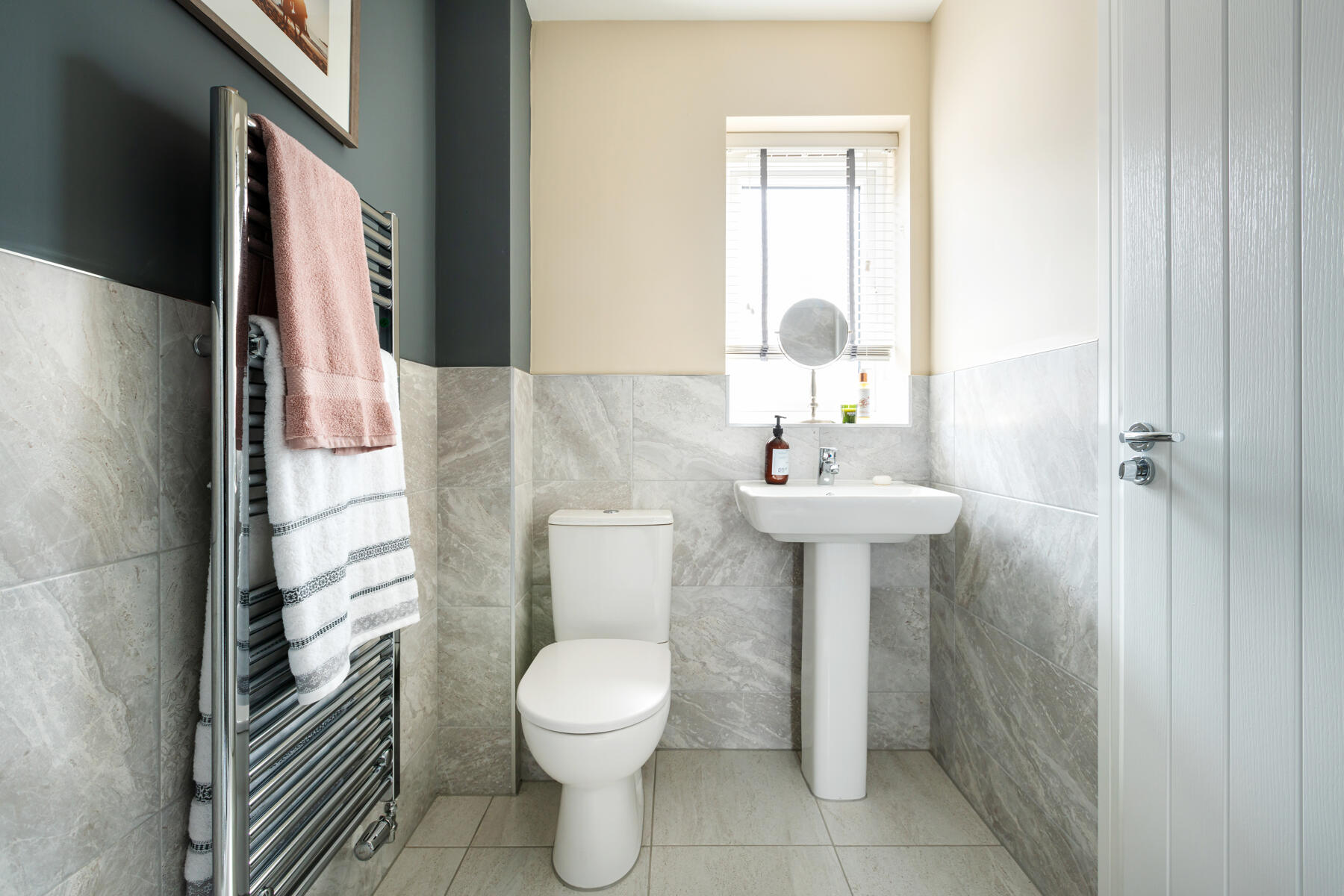Wayford example en suite