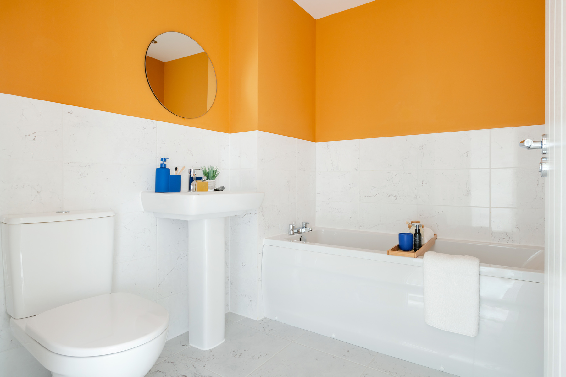 Family bathroom in the Huxford