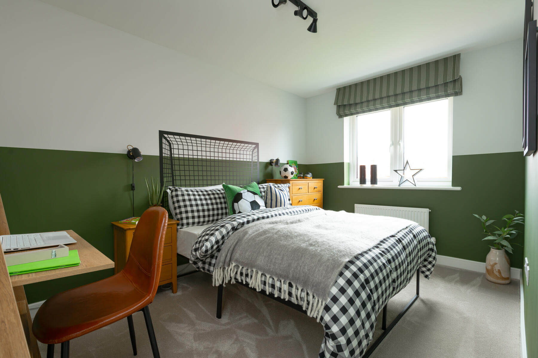 Bedroom 4 of the Marford