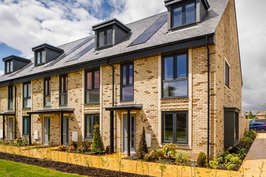 4 bedroom mid terrace