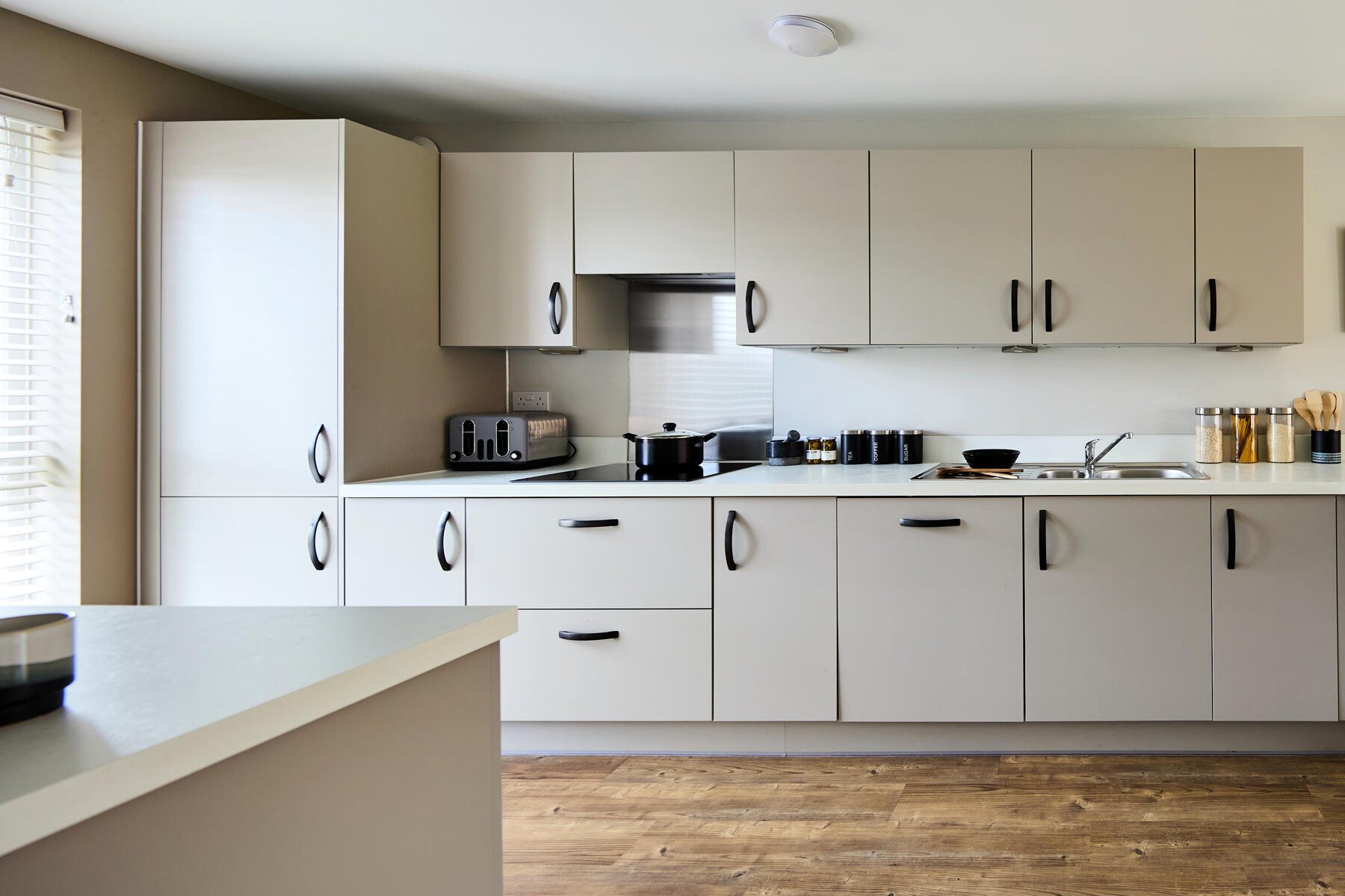 Clean lines with the integrated appliances