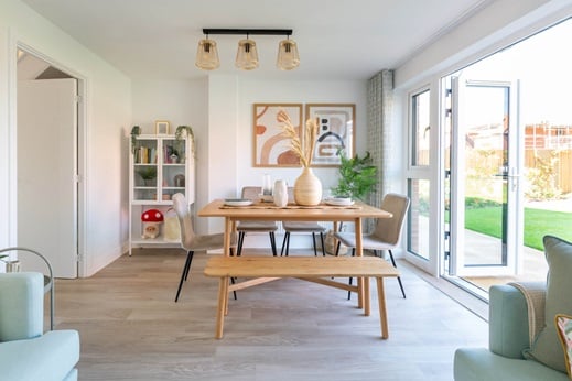 4 bedroom semi-detached