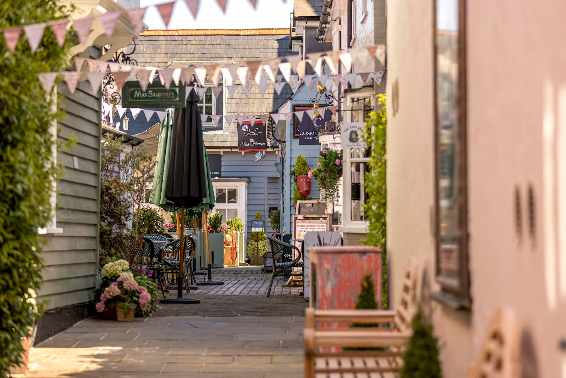 Discover the best afternoon tea in Essex in Bright's Path