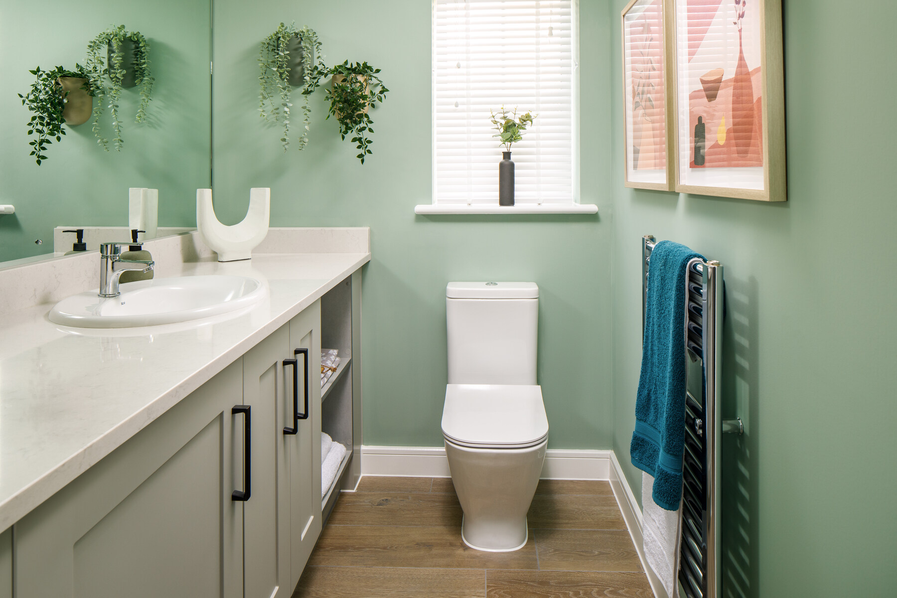 Utility/cloakroom