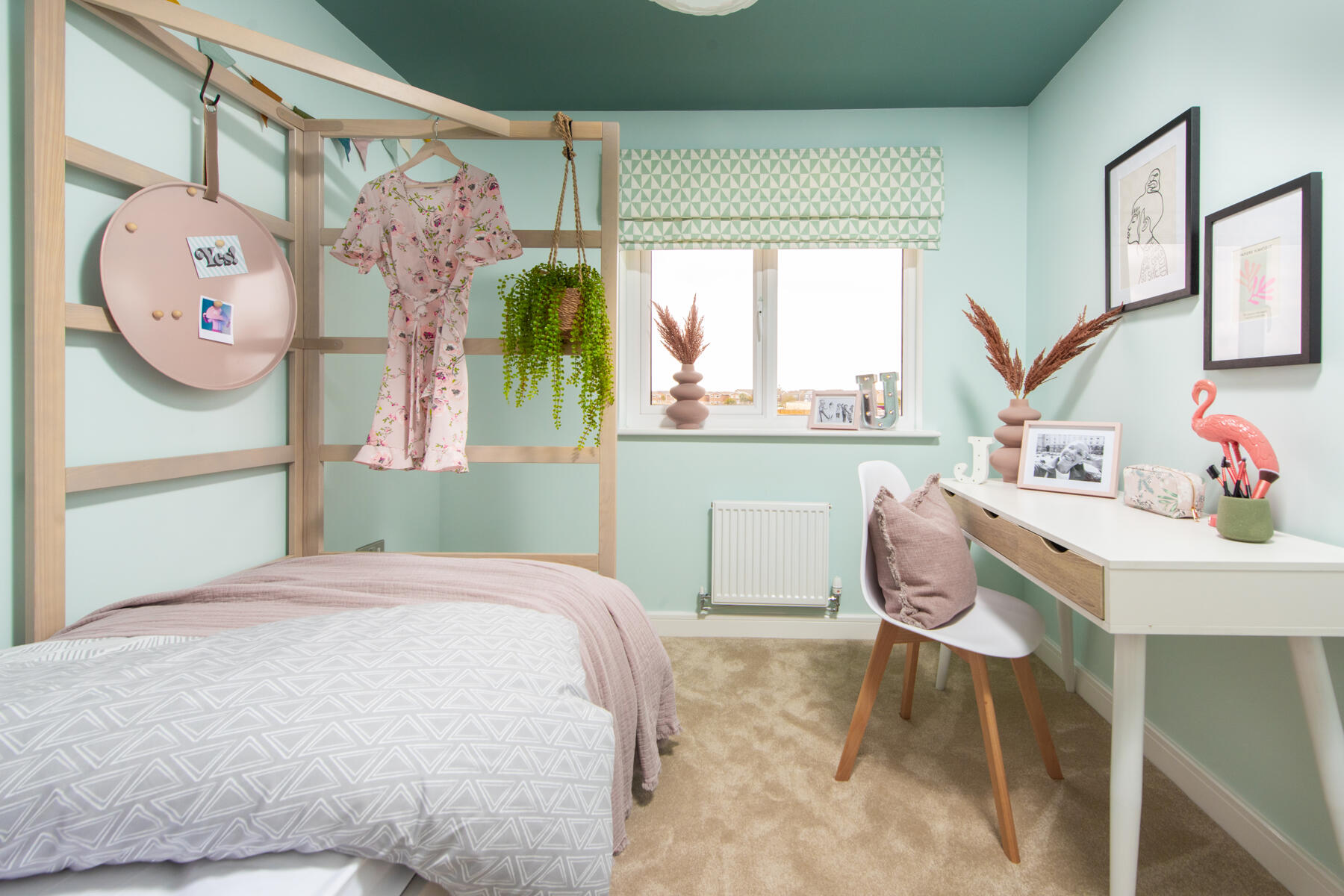 Choice of 4 bedrooms gives plenty of room for a growing family