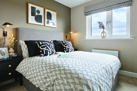 3 bedroom end terrace