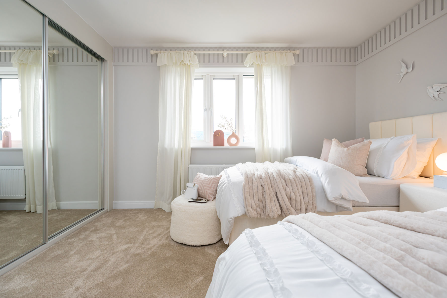 Spacious rooms with generous storage spaces