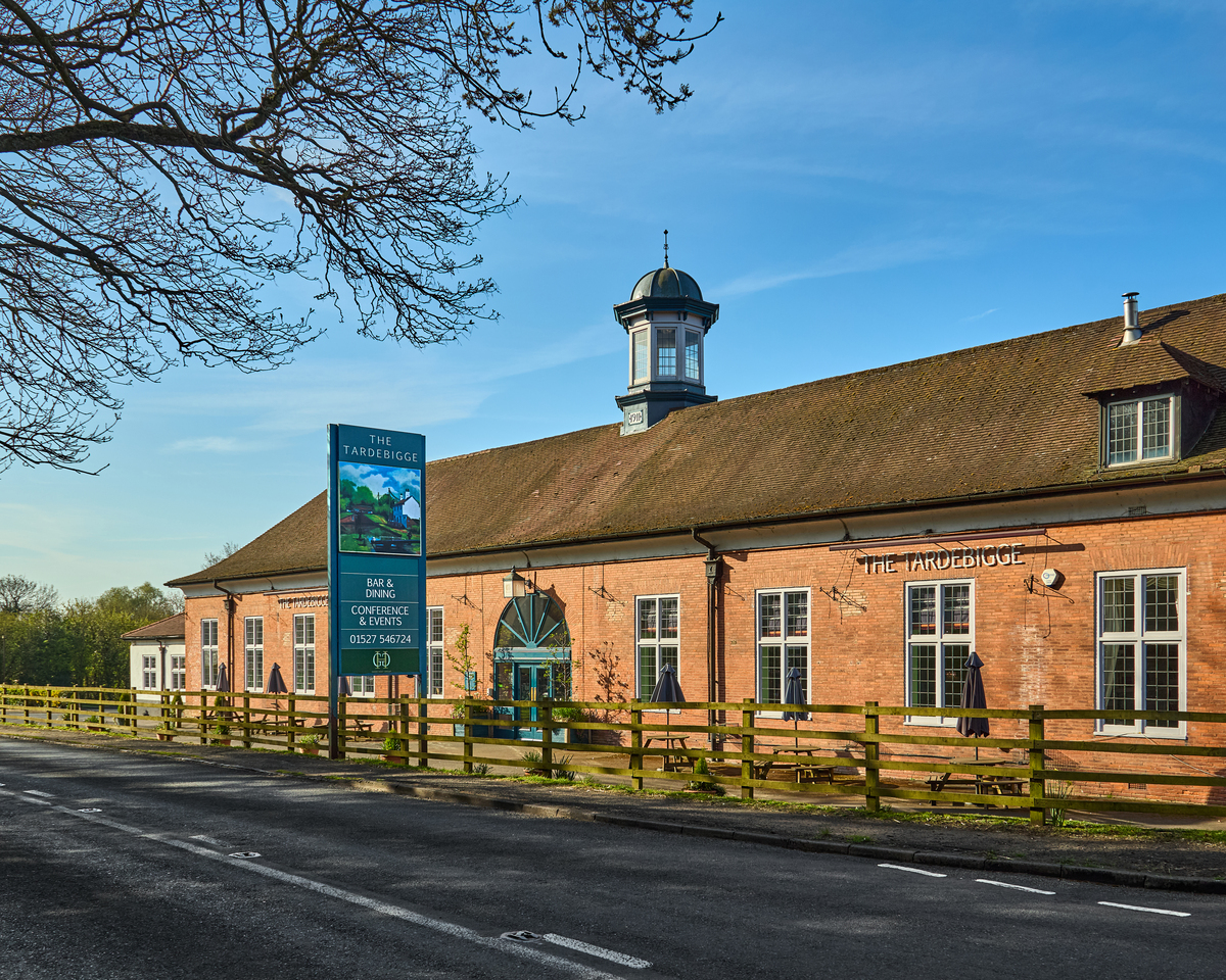 TW Mids Redditch The Tardebigge, Pub and Restaurant
